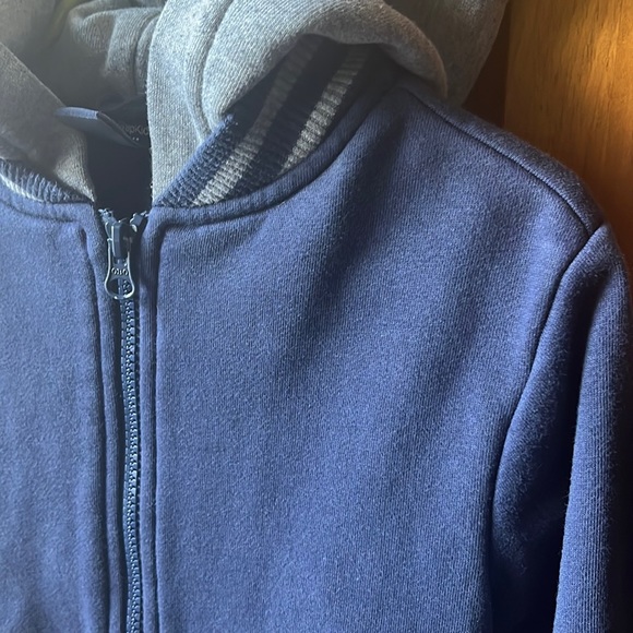 Gap - Picture 4 of 13